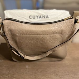 Cuyana Shoulder bag